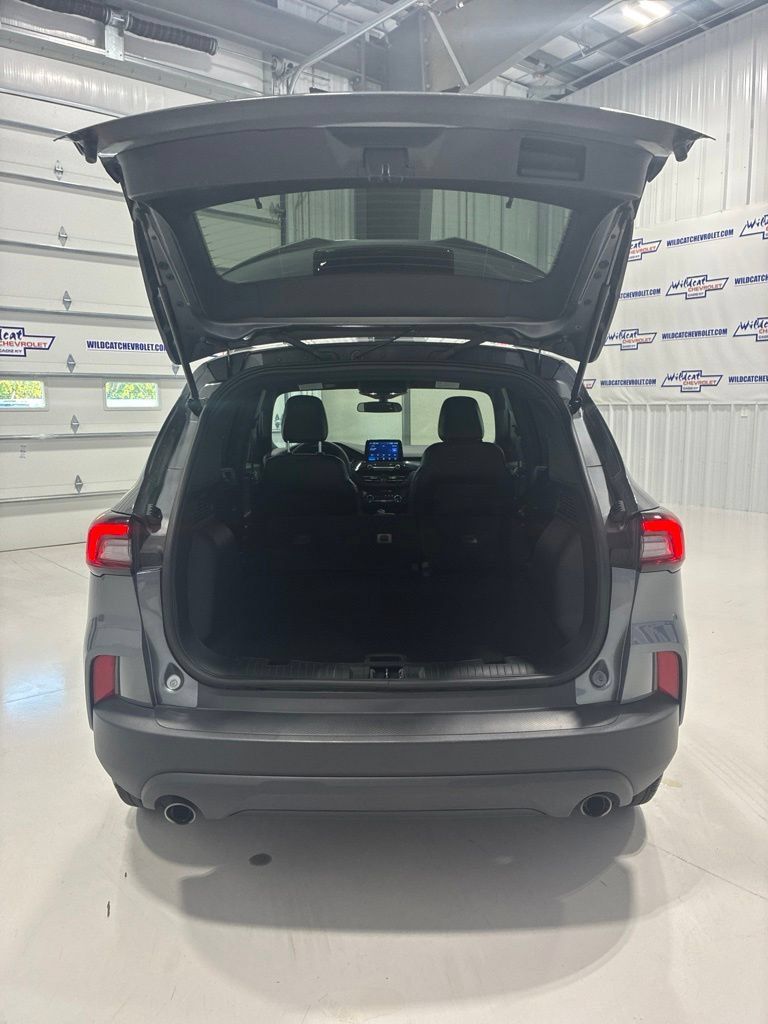 Used 2025 Ford Escape ST-Line FWD image 32