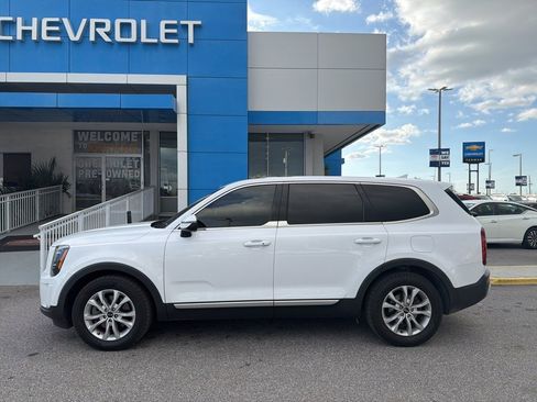 Used 2021 Kia Telluride LX image 11