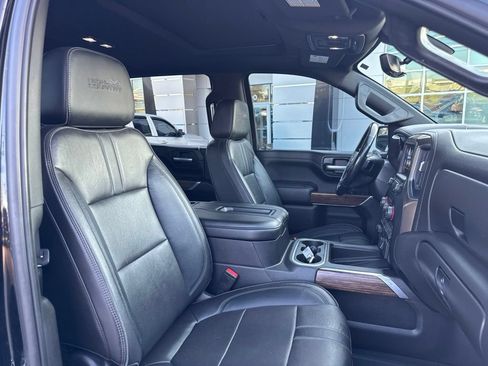 Used 2021 Chevrolet Silverado 1500 High Country w/ Technology Package AWD/4WD image 18