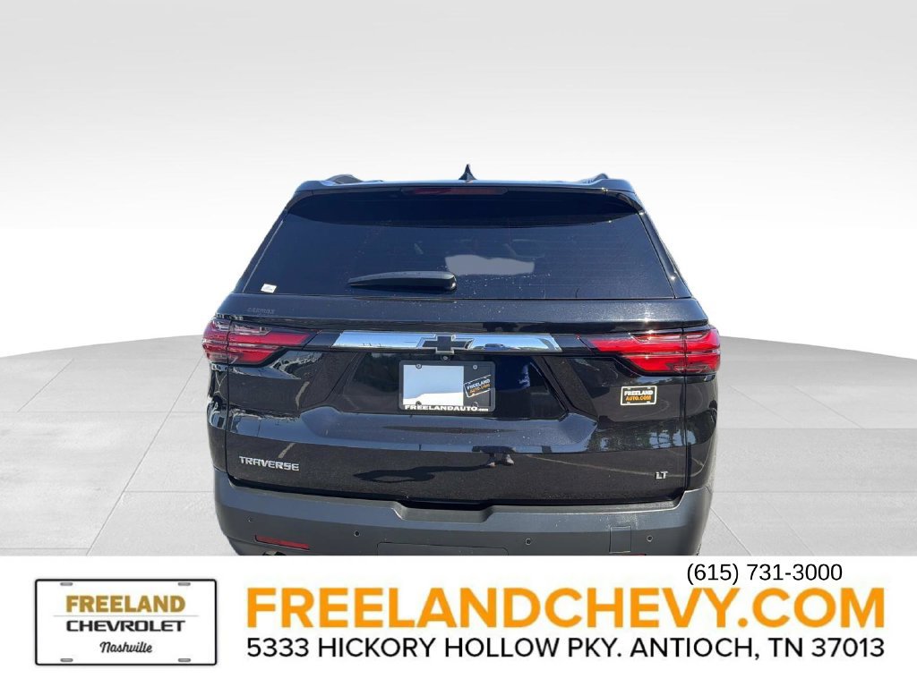 Used 2022 Chevrolet Traverse LT FWD image 4
