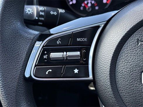Certified 2023 Kia Forte LXS image 24