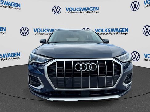 Used 2020 Audi Q3 2.0T Premium Plus w/ Premium Plus Package AWD/4WD image 9