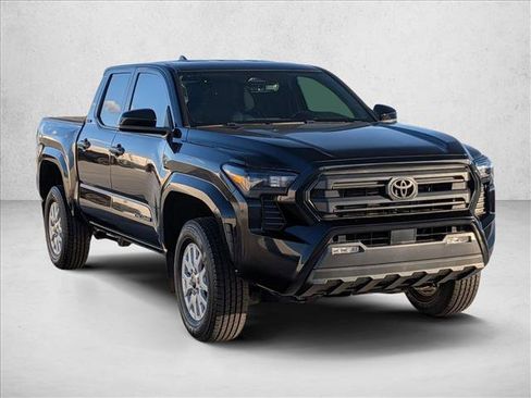 Certified 2024 Toyota Tacoma SR5 image 3