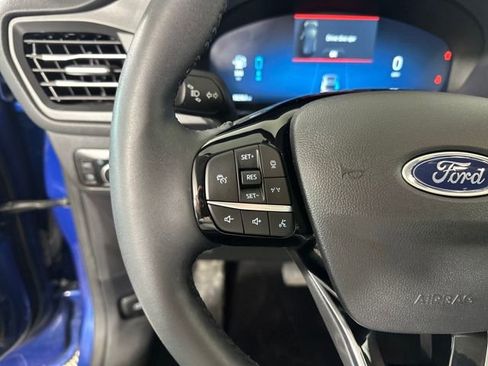 Used 2023 Ford Escape SE w/ PHEV Premium Package image 15