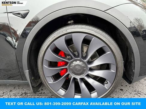 Used 2024 Tesla Model Y Performance image 16