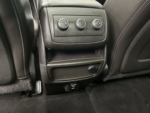 Used 2015 Buick Enclave Leather w/ Trailering Package image 12