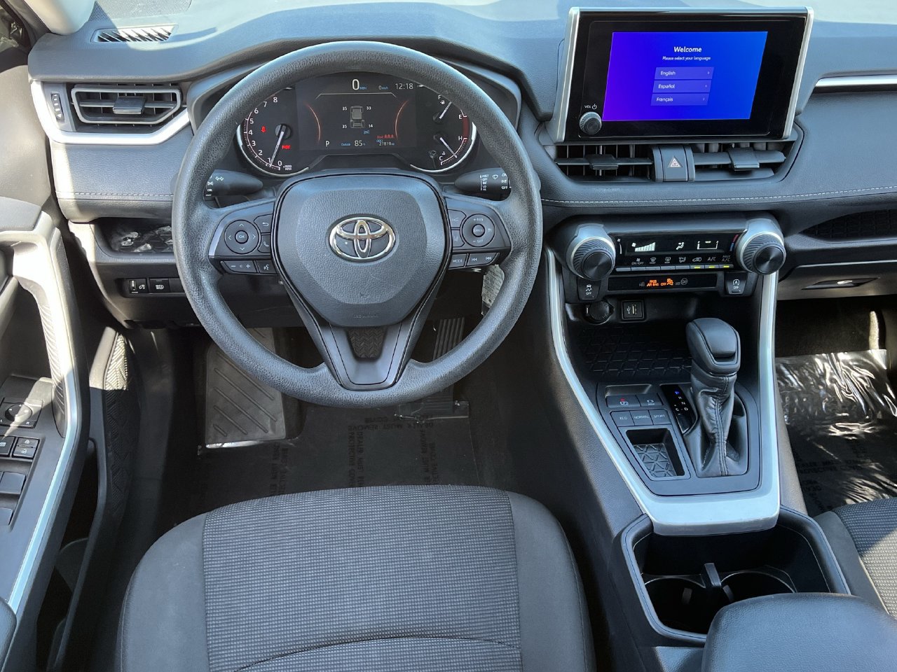 Used 2024 Toyota RAV4 LE FWD image 10