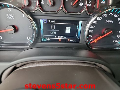 Used 2020 GMC Yukon XL SLT w/ Premium Edition image 18