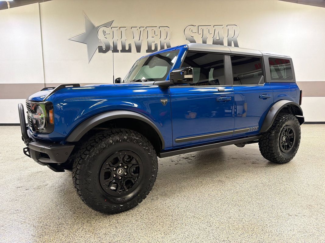 Used 2021 Ford Bronco First Edition AWD/4WD image 1