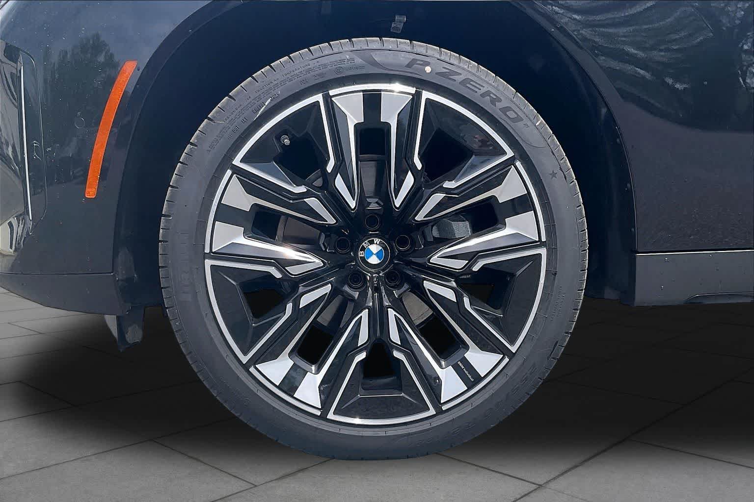 Used 2026 BMW X3 xDrive30i w/ M Sport Package AWD/4WD image 11