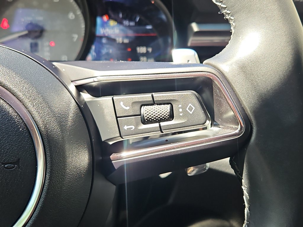 Certified 2024 Porsche Macan S AWD/4WD image 30