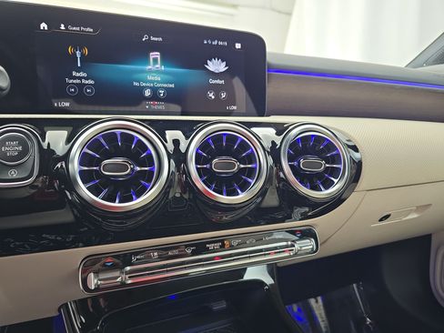 Certified 2023 Mercedes-Benz CLA 250 4MATIC image 19