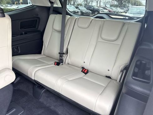 Certified 2024 Subaru Ascent Limited w/ Popular Package #2 image 17