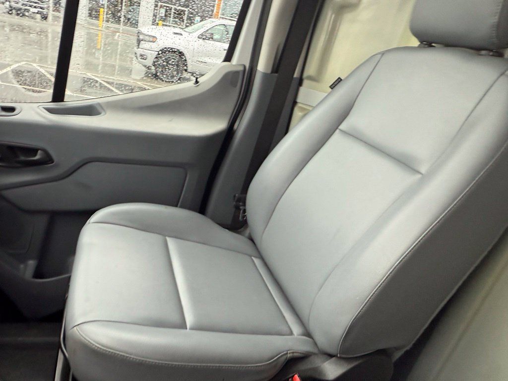 Used 2018 Ford Transit 250 130 Medium Roof w/ Exterior Upgrade Package RWD image 14
