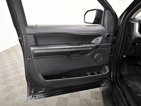 Used 2024 Ford Expedition Max XLT image 13