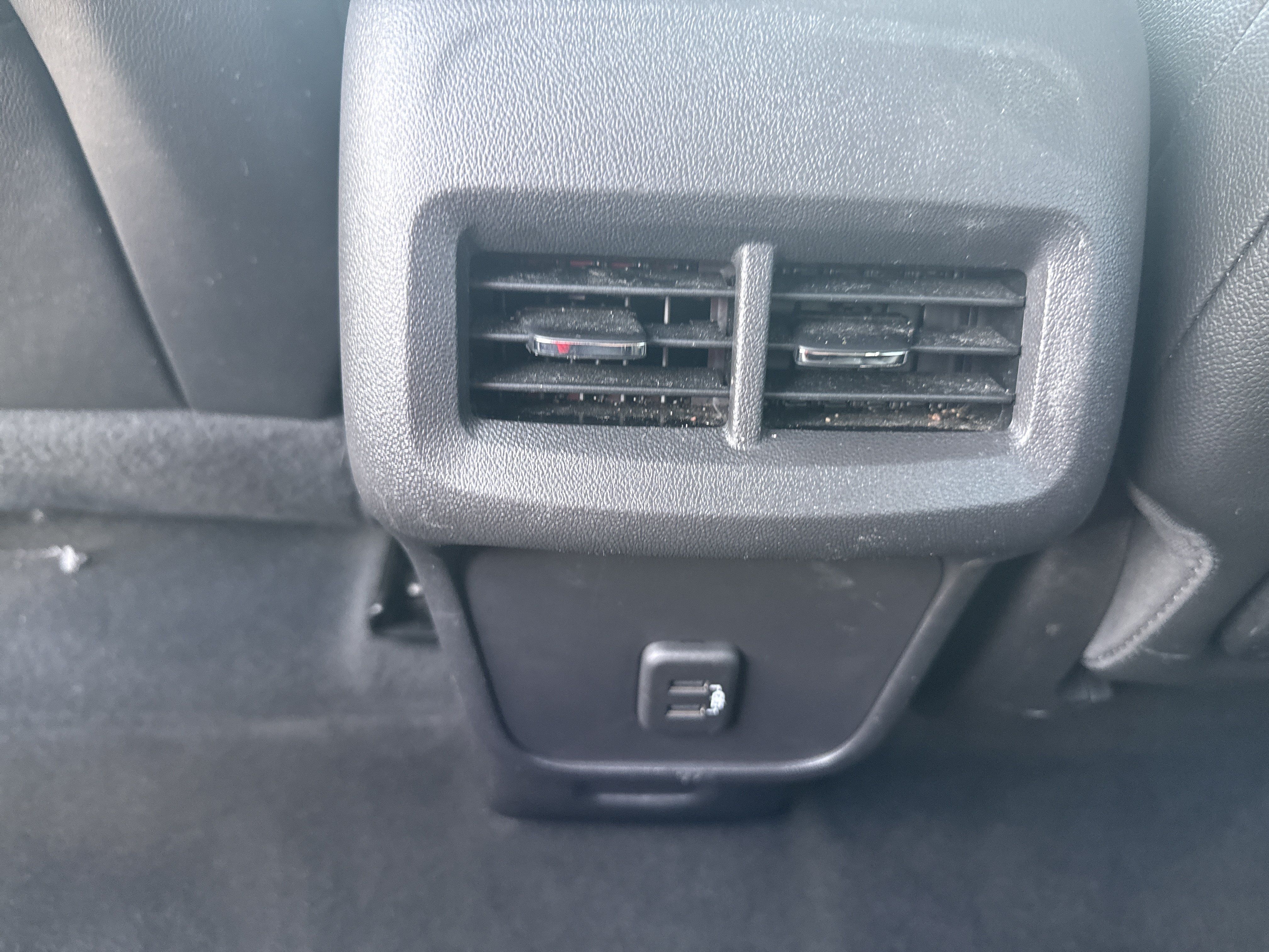 Used 2024 GMC Terrain SLT AWD/4WD image 14
