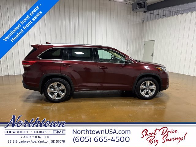 Used 2017 Toyota Highlander Limited AWD/4WD image 6