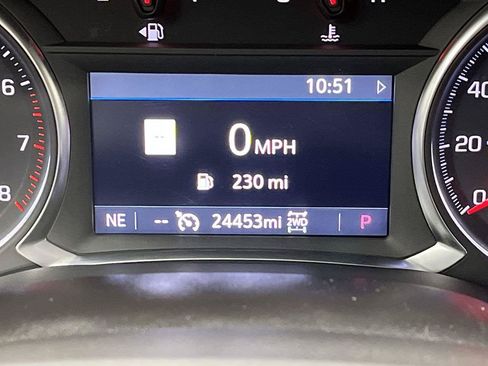 Certified 2023 GMC Acadia SLT AWD/4WD image 19