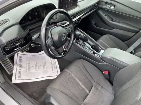 Used 2025 Honda Accord Sport image 15