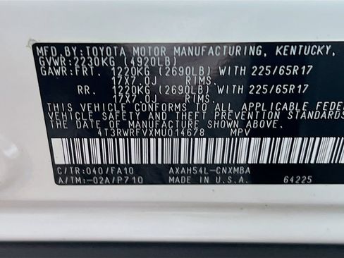 Certified 2021 Toyota RAV4 XLE w/ Convenience Package AWD/4WD image 28