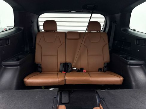 Used 2024 Kia Telluride EX X-Line AWD/4WD image 12