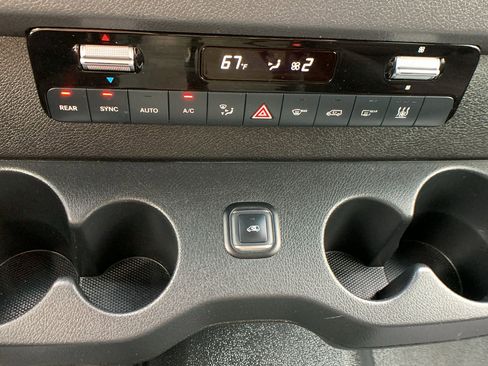 Used 2020 Mercedes-Benz Sprinter 3500 image 14