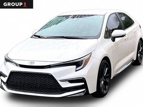 Used 2024 Toyota Corolla SE FWD image 1