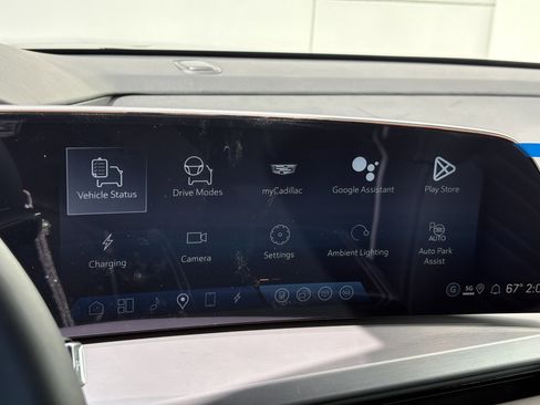 New 2026 Cadillac Vistiq Platinum image 24