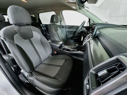 Used 2023 Kia Sorento LX FWD image 27