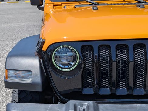 Used 2021 Jeep Wrangler Unlimited Sport image 10