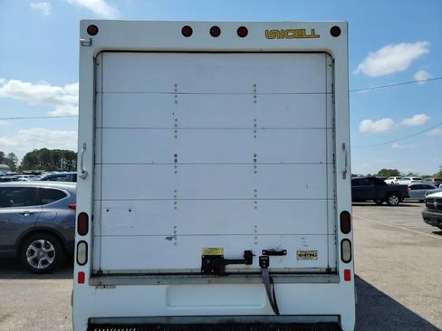 Used 2015 Ford Transit 350 178 DRW w/ Exterior Upgrade Package image 3