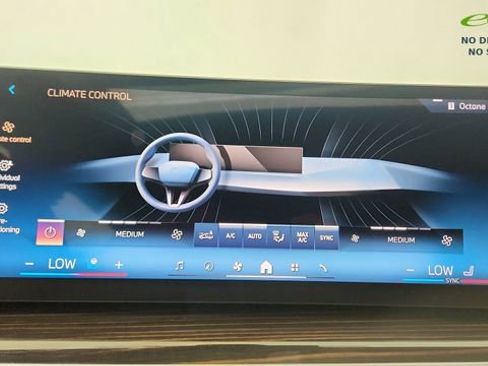 Used 2026 BMW X6 xDrive40i AWD/4WD image 47