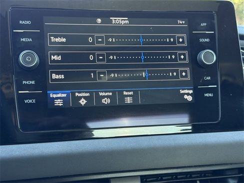 Certified 2025 Volkswagen Jetta SE image 16