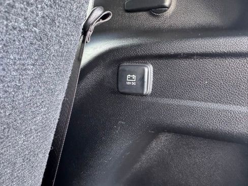 Used 2023 Jeep Grand Cherokee L Limited image 7