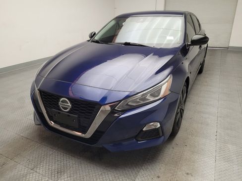 Used 2022 Nissan Altima 2.5 SR FWD image 15