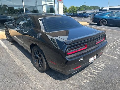 Used 2023 Dodge Challenger SXT w/ Blacktop Package RWD image 4