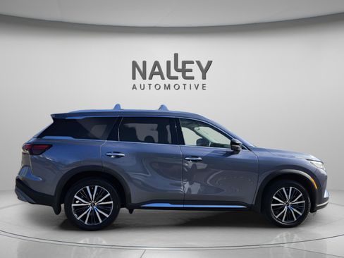 Used 2023 INFINITI QX60 Sensory w/ Cargo Package image 7