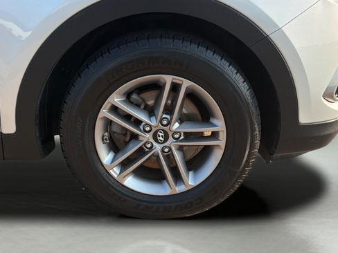 Used 2017 Hyundai Santa Fe Sport AWD/4WD image 28
