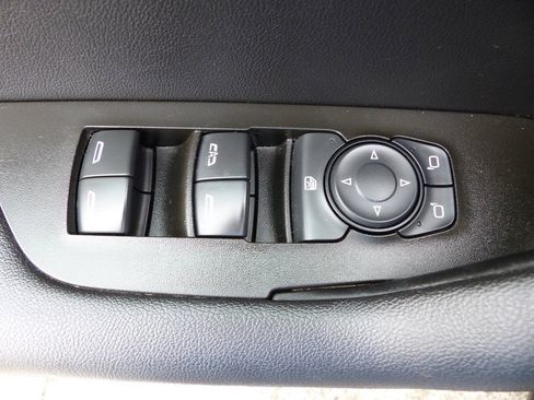 Used 2021 Chevrolet Blazer LT FWD image 19