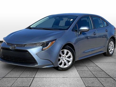 Used 2024 Toyota Corolla LE image 1