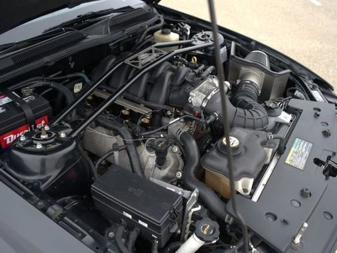 Used 2006 Ford Mustang GT Premium image 89