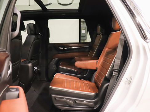 Used 2023 GMC Yukon Denali Ultimate image 19
