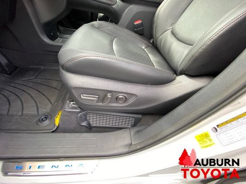 New 2026 Toyota Sienna Platinum AWD/4WD image 37
