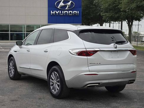 Certified 2023 Buick Enclave Essence FWD image 5