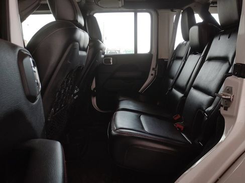 Used 2020 Jeep Wrangler Unlimited Rubicon AWD/4WD image 19