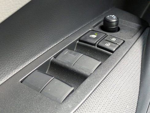 Used 2026 Toyota Corolla LE FWD image 21