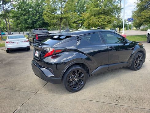 Used 2022 Toyota C-HR Nightshade FWD image 6