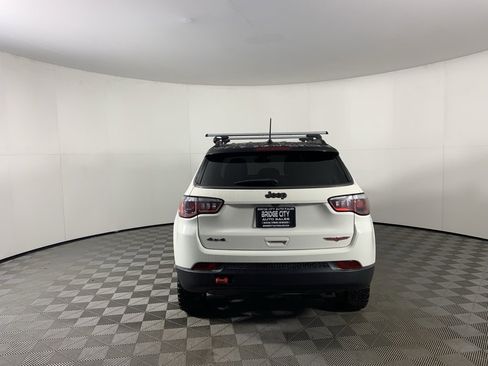 Used 2020 Jeep Compass Trailhawk image 8
