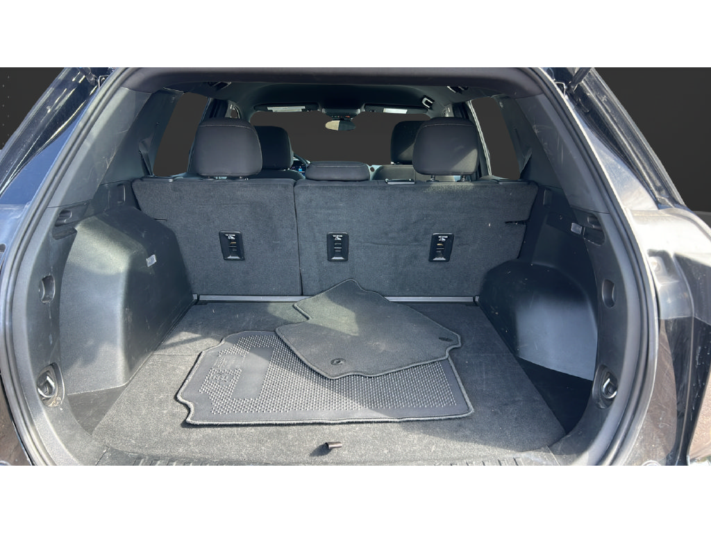 Used 2026 Chevrolet Equinox LT AWD/4WD image 16