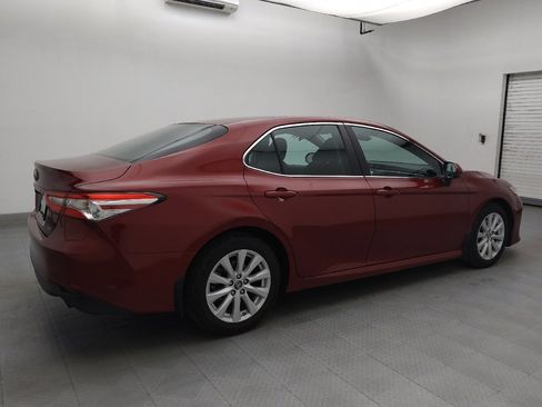 Used 2018 Toyota Camry LE FWD image 10